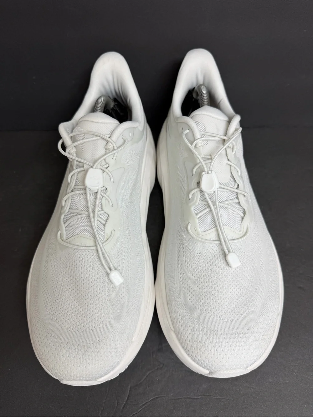 NEW Hoka One One Arahi SR Men’s Size 10.5 (2E WIDE) 1168714-WWH Shoes Rare White
